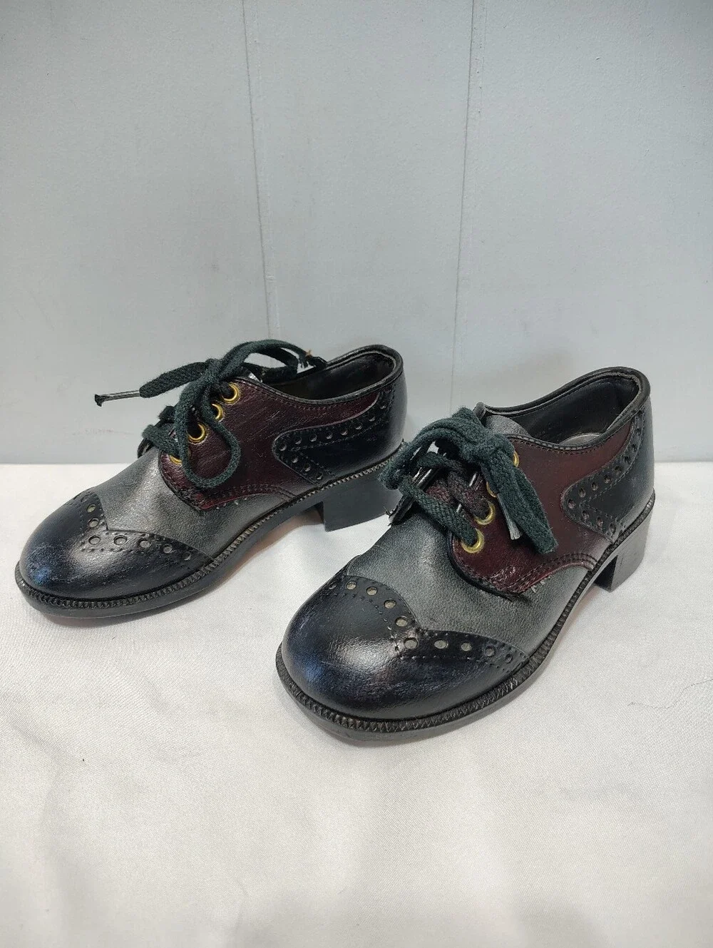 Vintage 1960s Robinson Crusoe Childrens Oxford Dress Shoes Size 11.5D Tricolor